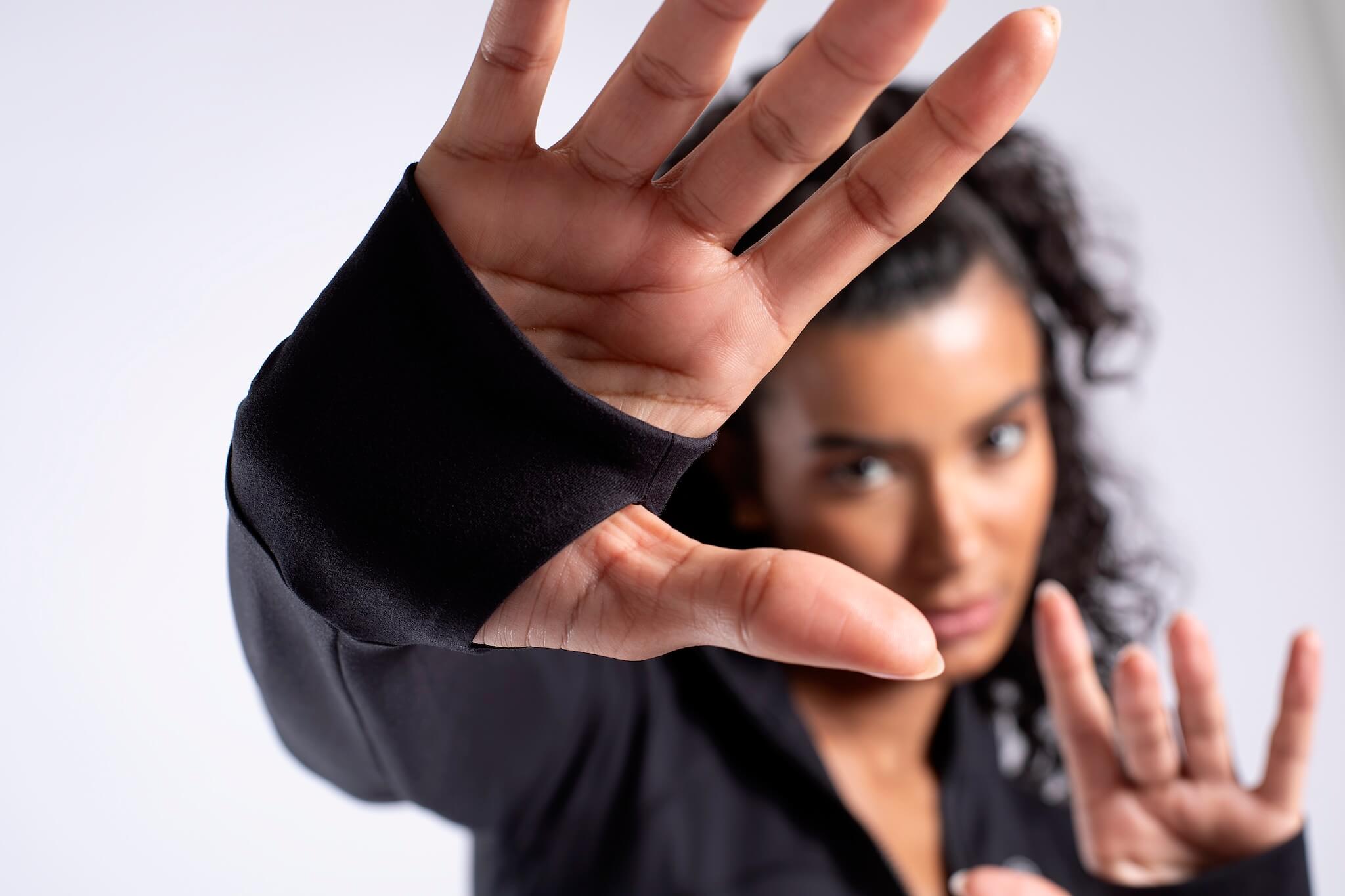 جاكيت موشن بيرفورمانس بسوستة أمامية